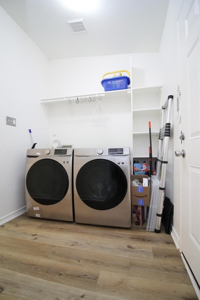 5411 Hudson St - Photo 14