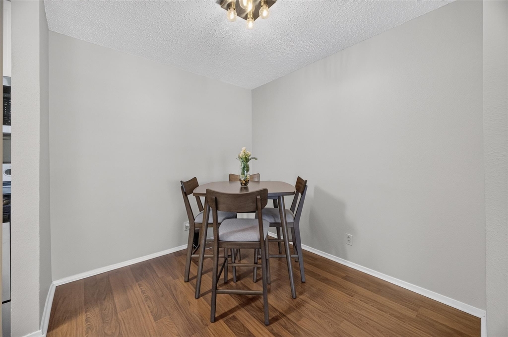 3115 Helms St - Photo 11