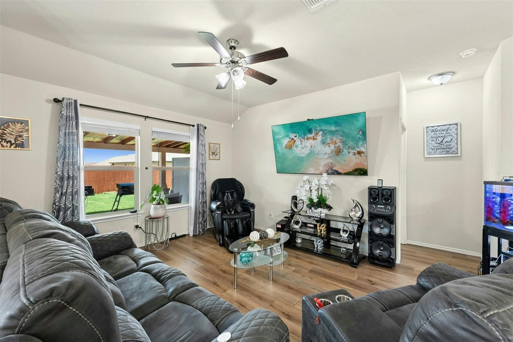 113 Reagor Dr - Photo 3