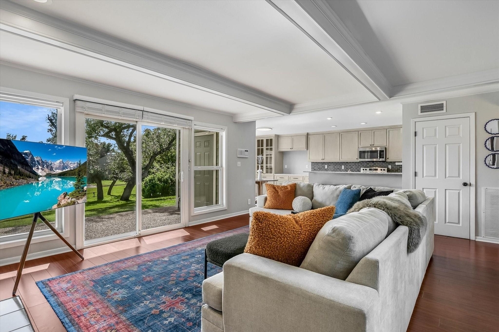 100 Lido Cir - Photo 1