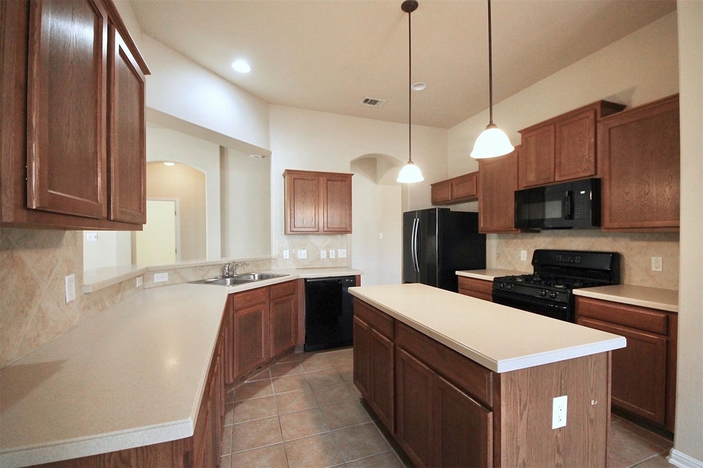 2603 Saddle Blanket Pl - Photo 1