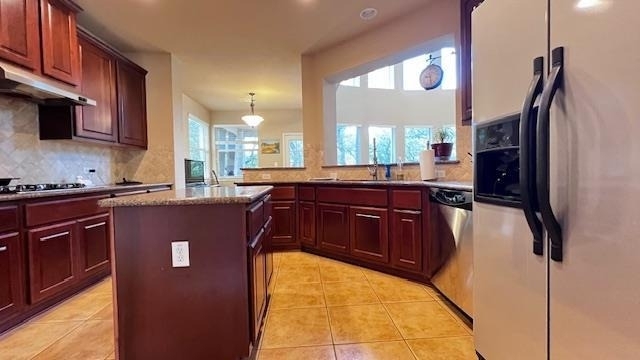 7908 Menler Dr - Photo 4