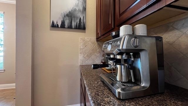 7908 Menler Dr - Photo 8