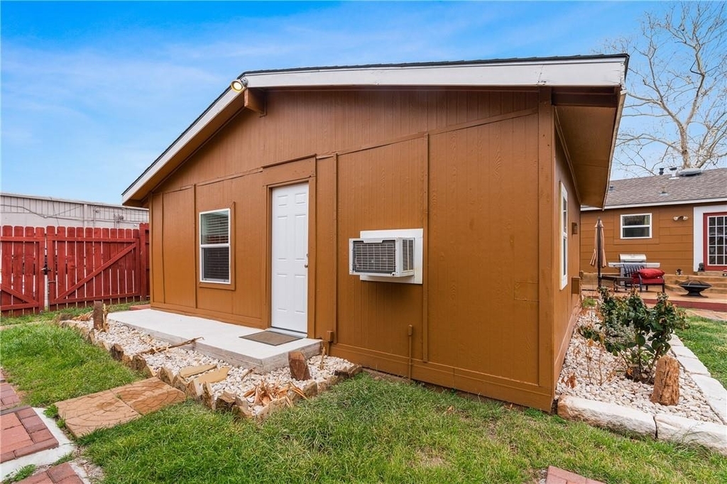4414 Diane Dr - Photo 14