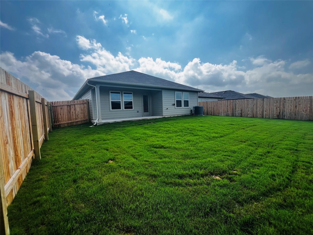 315 Darwin Pl - Photo 13
