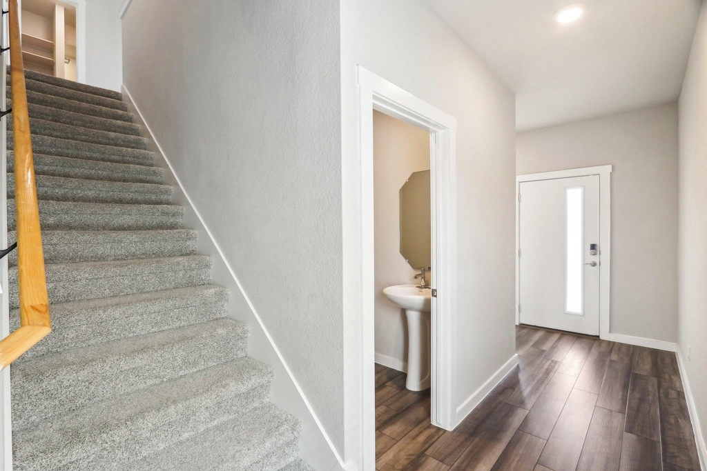 1208 Tipton St - Photo 8