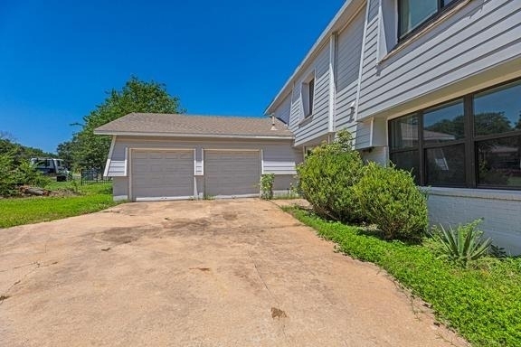 8524 Dryfield Dr - Photo 3