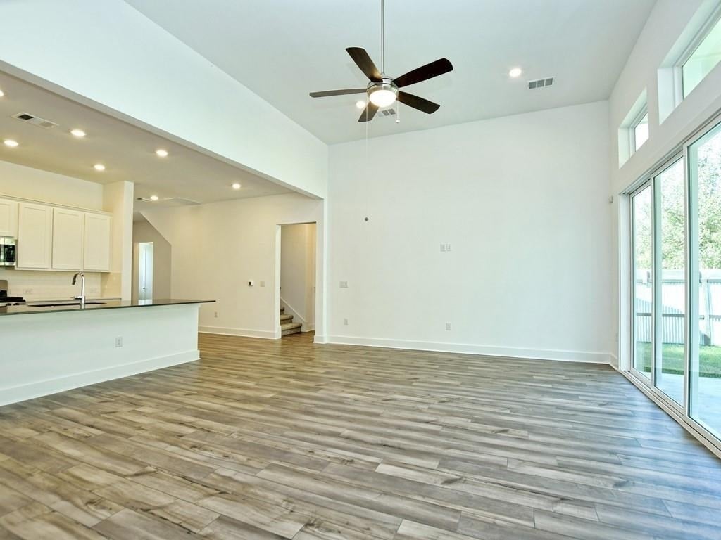 402 Zennia St - Photo 6