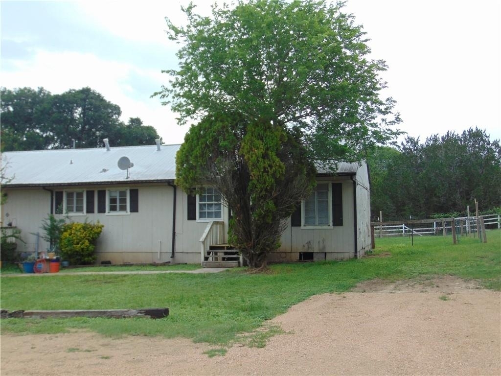 101 Darden Hill Rd - Photo 1