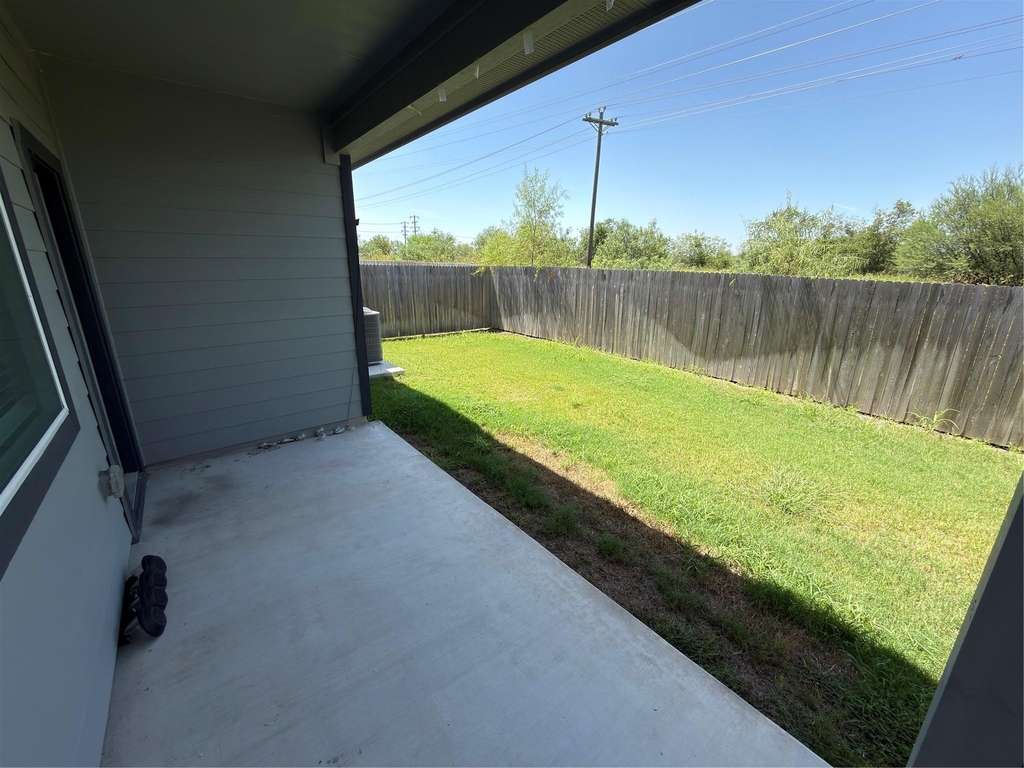 119 Gillingham St - Photo 7