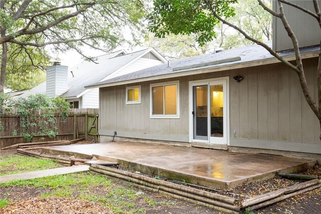 9708 Moorberry St - Photo 22