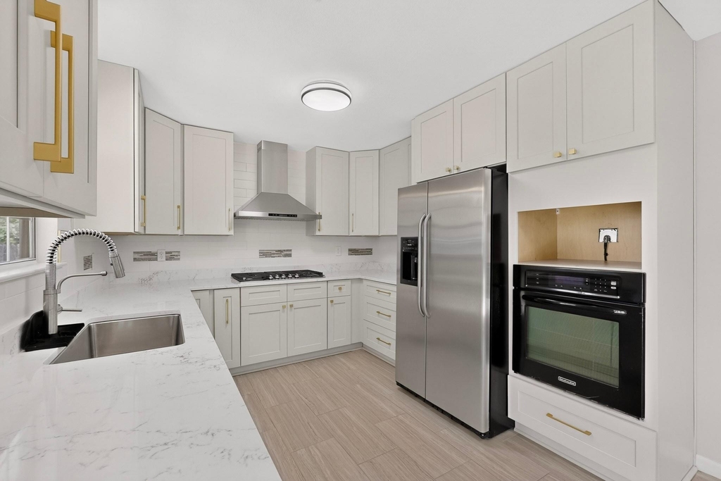 2307 Galway St - Photo 11