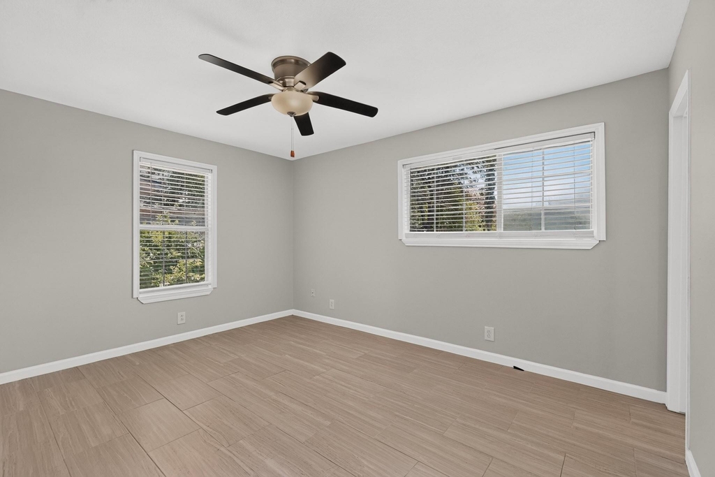 2307 Galway St - Photo 27