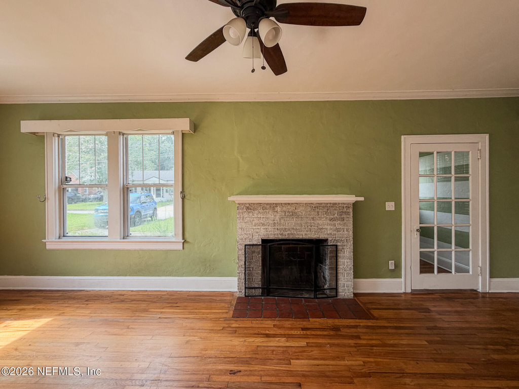 1031 Inwood Terrace - Photo 3