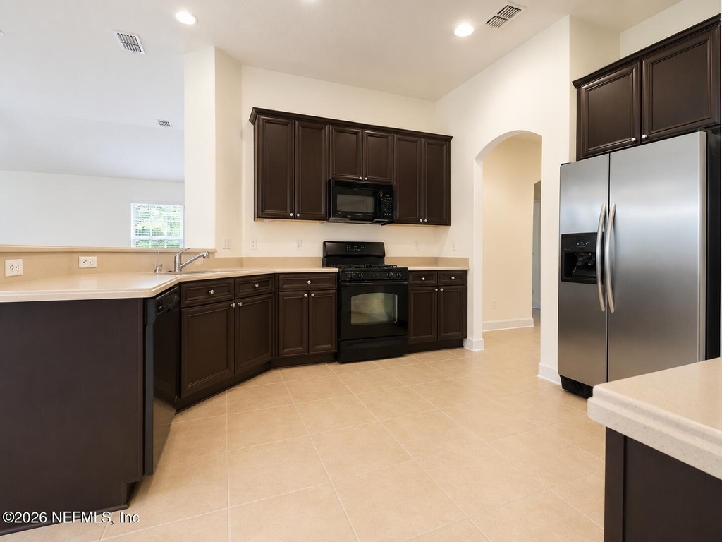 5204 Comfort Court - Photo 2