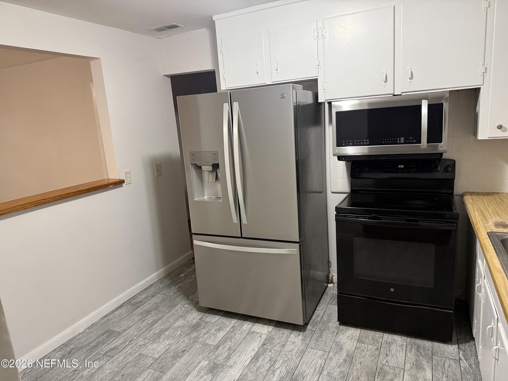 7244 Sandhurst Road S - Photo 15