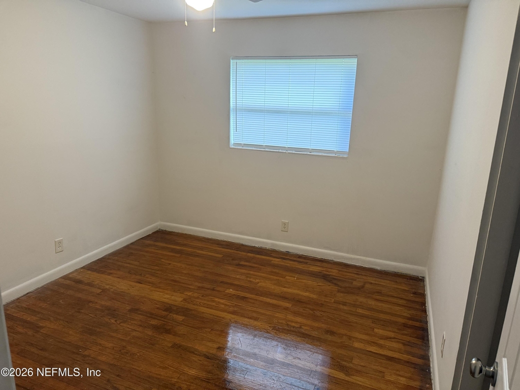 7244 Sandhurst Road S - Photo 9