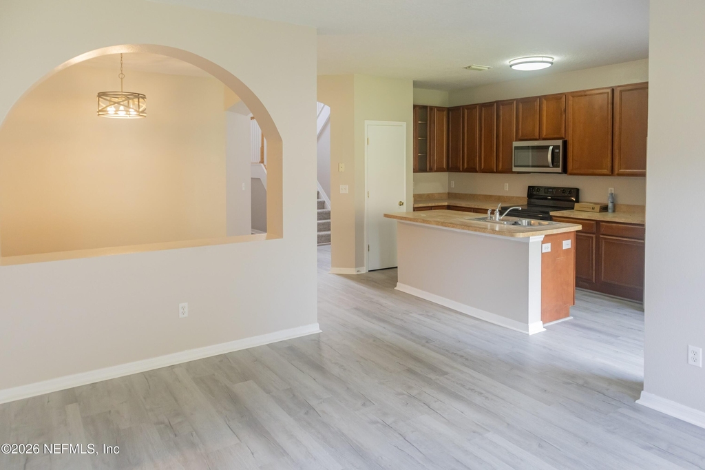 258 Beech Brook Street - Photo 3