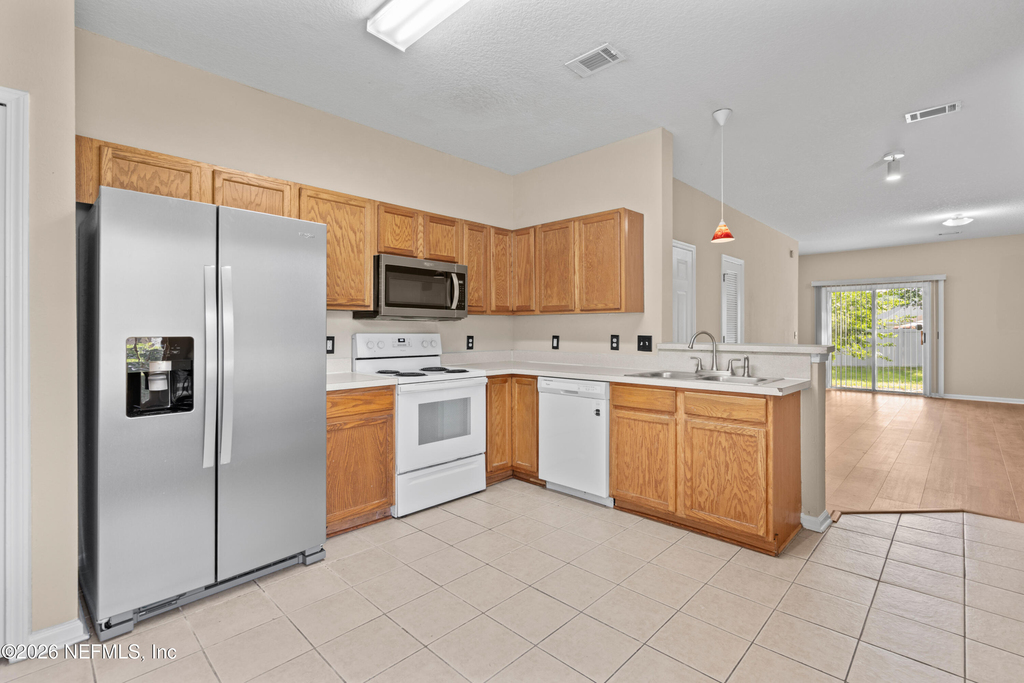 313 Scrub Jay Drive - Photo 15