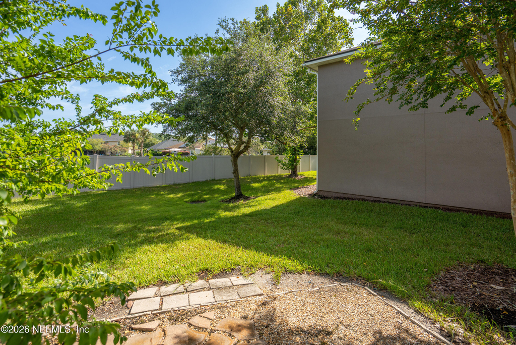 313 Scrub Jay Drive - Photo 3