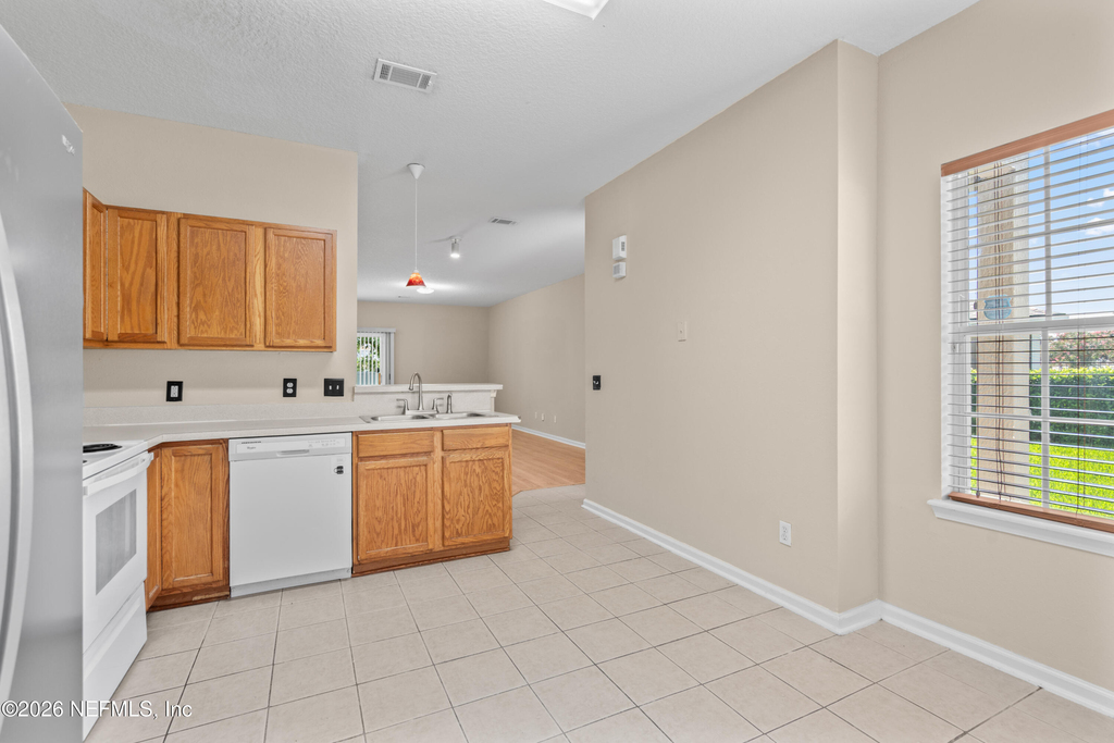 313 Scrub Jay Drive - Photo 16