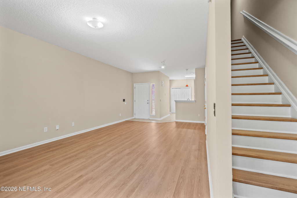 313 Scrub Jay Drive - Photo 10