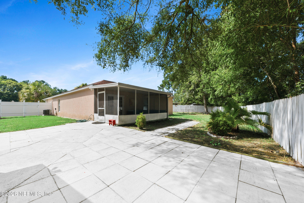 2656 Lantana Lakes Drive E - Photo 23