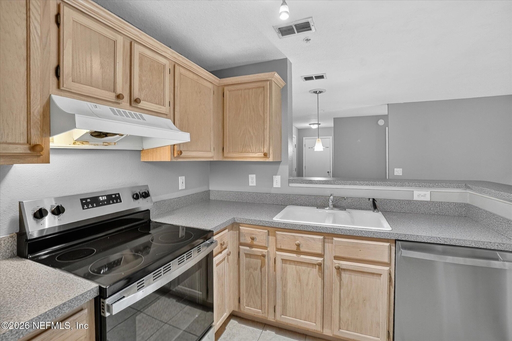 7701 Timberlin Park Boulevard - Photo 18