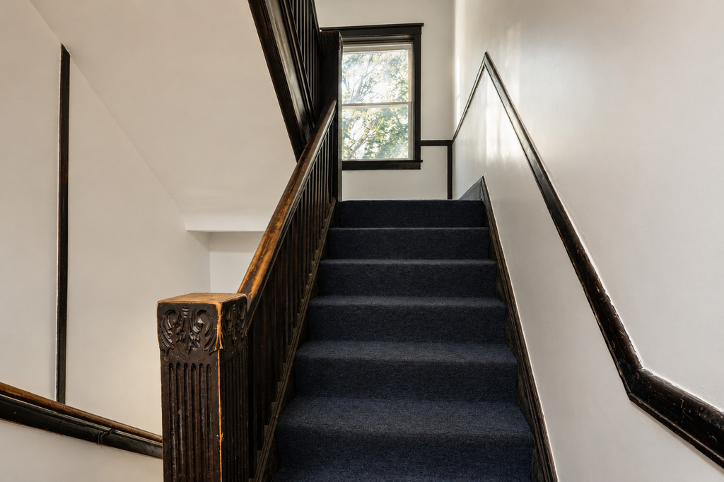 1528 E 74th Place - Photo 13