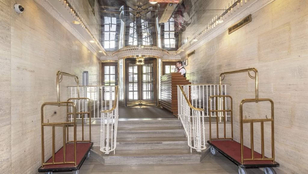 101 West 55th Street - Photo 4