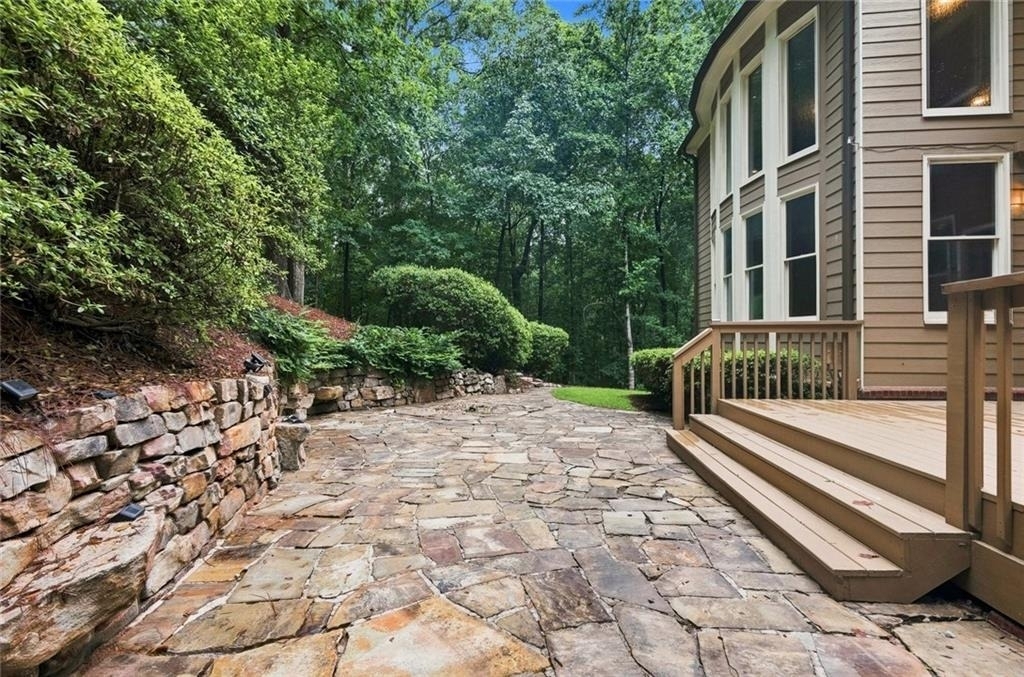 2060 Fife Ridge Court - Photo 30