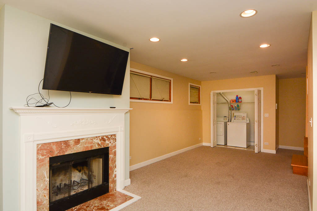 1720 W Augusta Avenue - Photo 9