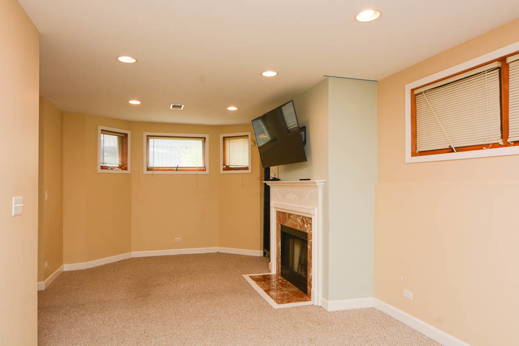 1720 W Augusta Avenue - Photo 8