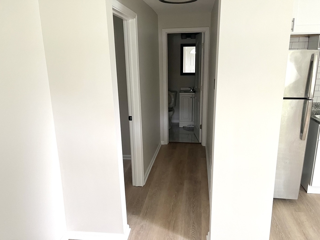 8370 Archer Avenue - Photo 7