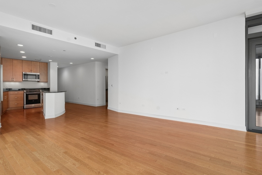 60 E Monroe Street - Photo 5