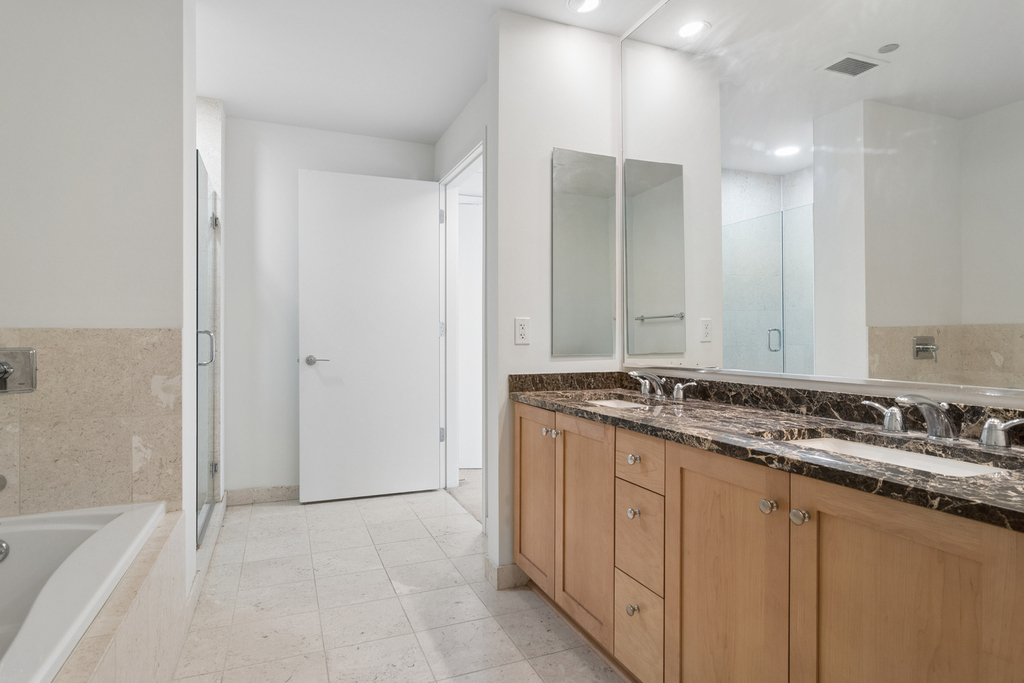 60 E Monroe Street - Photo 7