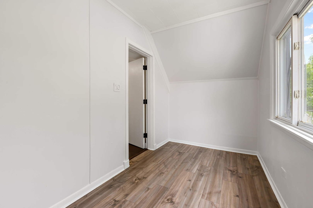 6844 N Ottawa Avenue - Photo 12