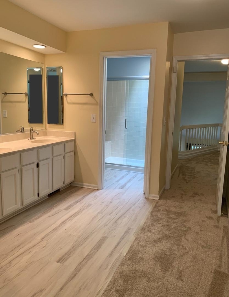 946 Shoreline Road - Photo 8