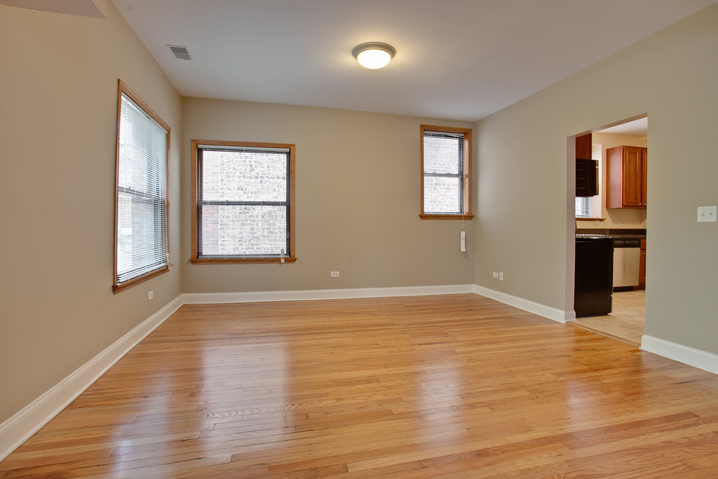 5419 S Hyde Park Boulevard - Photo 5