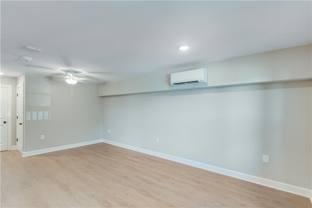 710 Jesse Jewell Parkways Se - Photo 4