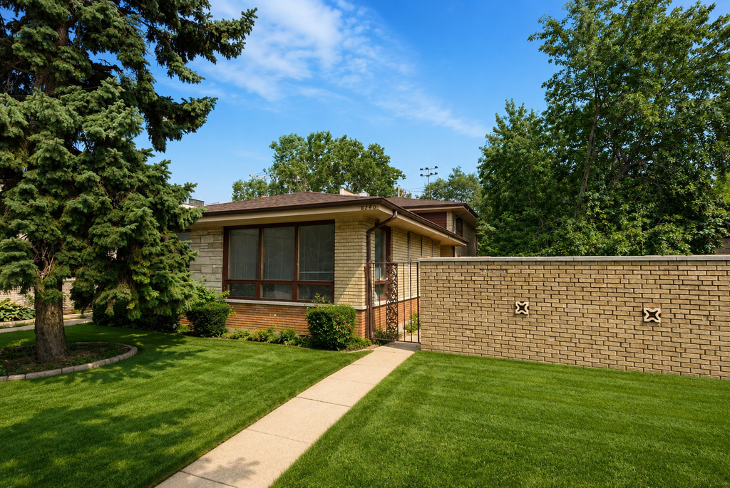 6238 W 63rd Street - Photo 1