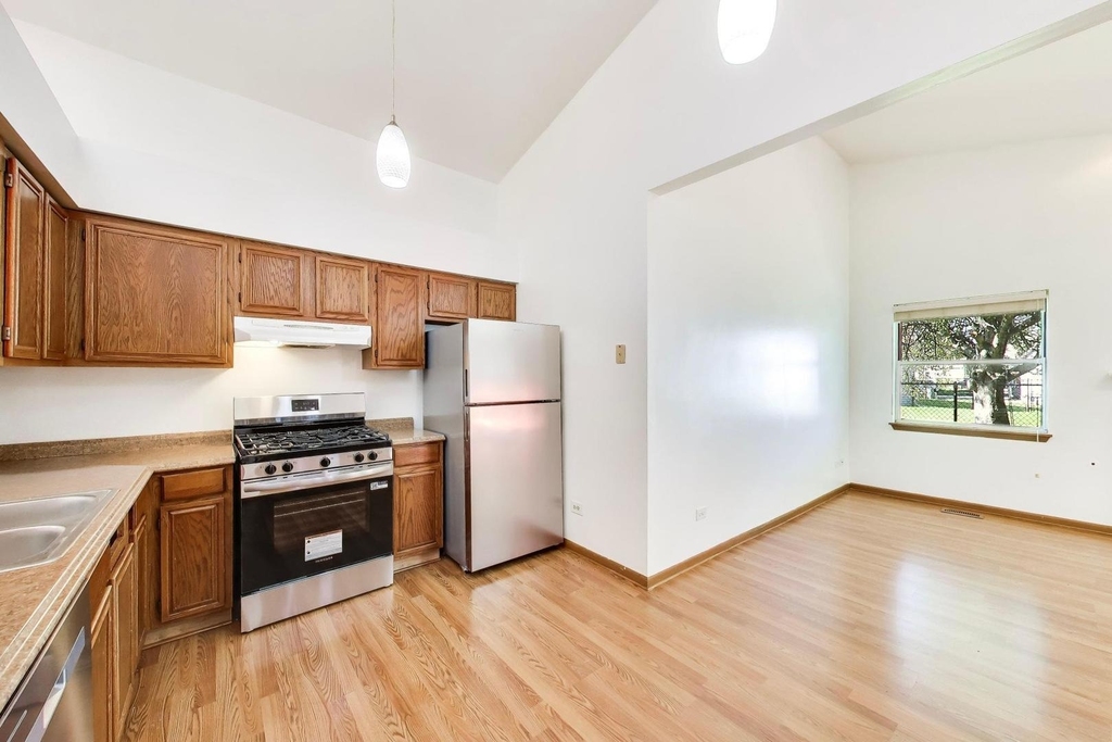 362 Chaparral Circle - Photo 4
