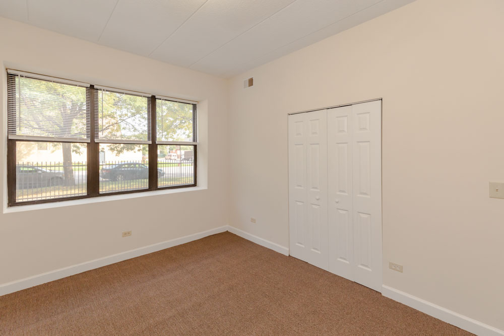 4752 S Wabash Avenue - Photo 6