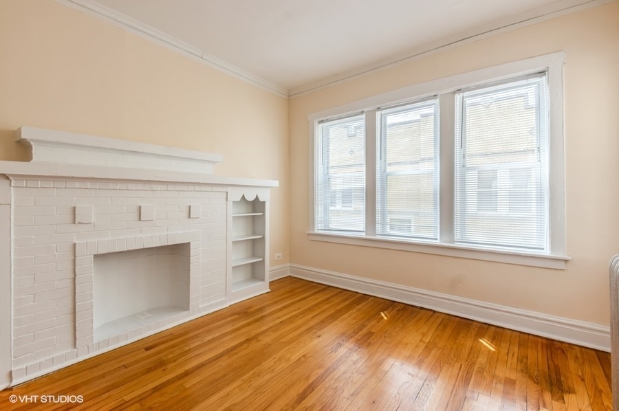 4422 N Saint Louis Avenue - Photo 4