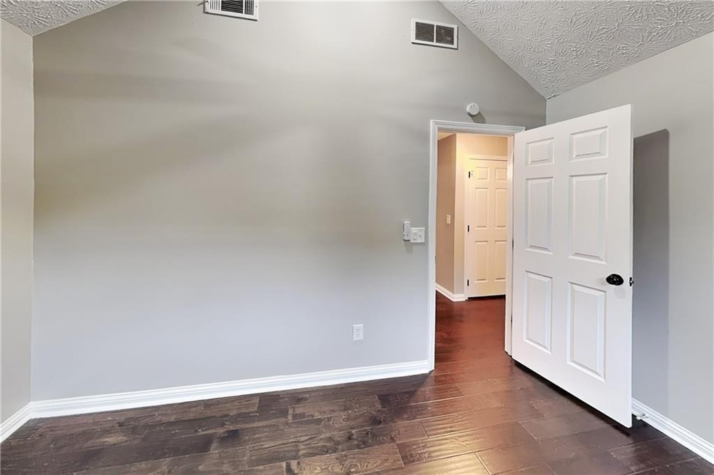 985 Crystal Water Drive - Photo 9