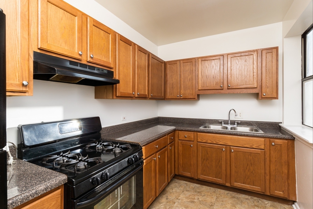 3213 W Diversey Avenue - Photo 1