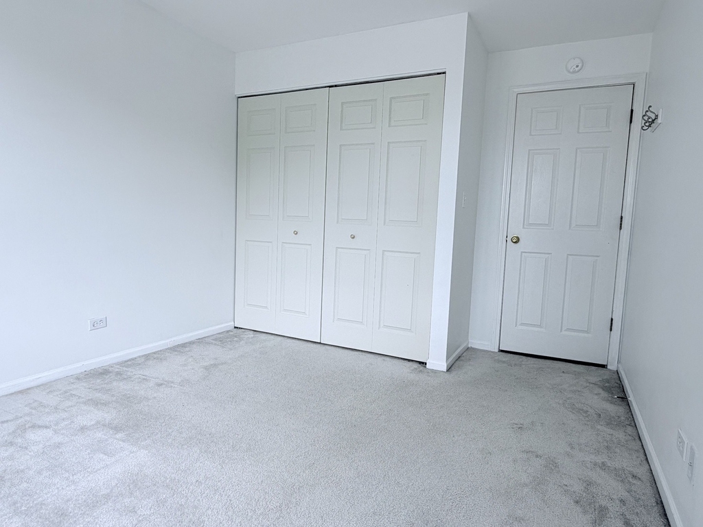 1146 Bristol Lane - Photo 12