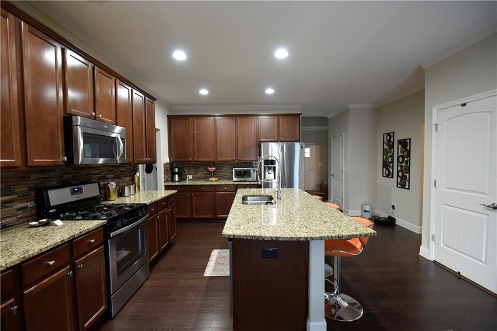 1805 Kingsbridge Court - Photo 7