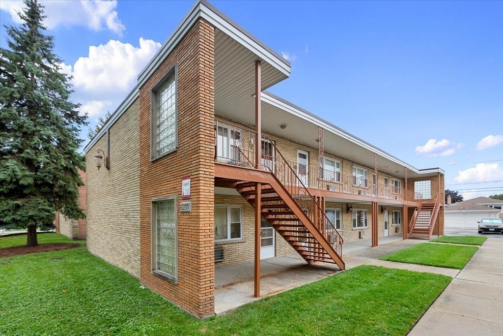 6212 W 64th Place - Photo 0