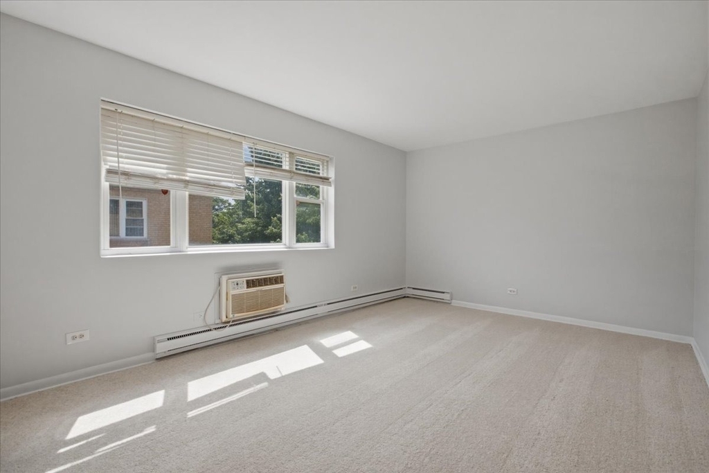 6212 W 64th Place - Photo 3